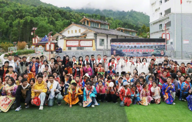 专心方针支持和资源保障公民融合最大优点是新校园不再从零探索